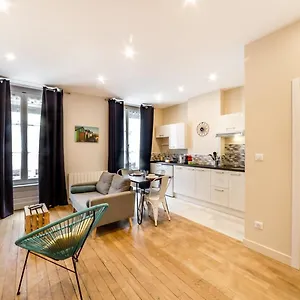 Cosy Entierement Renove Idealement Place Ail Lyon