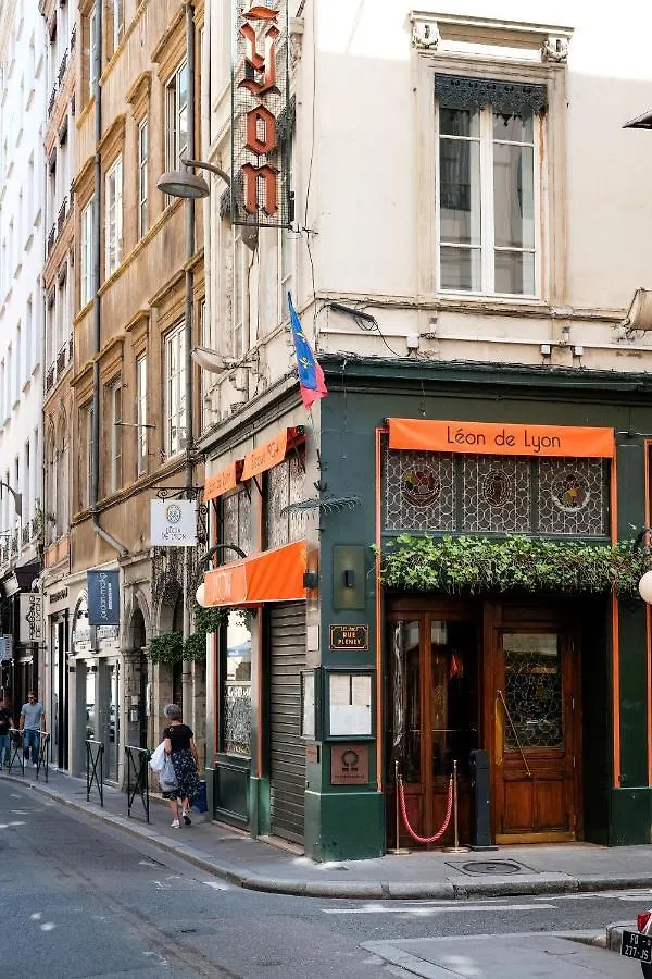 trendy flat-lyon centre-hotel de ville Lyon