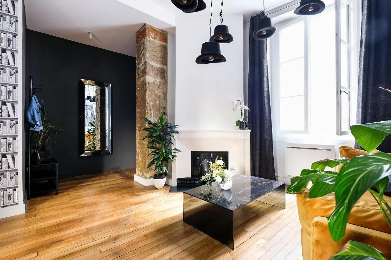 trendy flat-lyon centre-hotel de ville